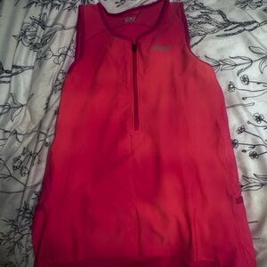 Zoot Women's Red Tank Top with pockets. Cute.